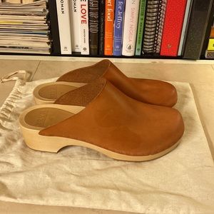 Bryr worker clogs in Natural